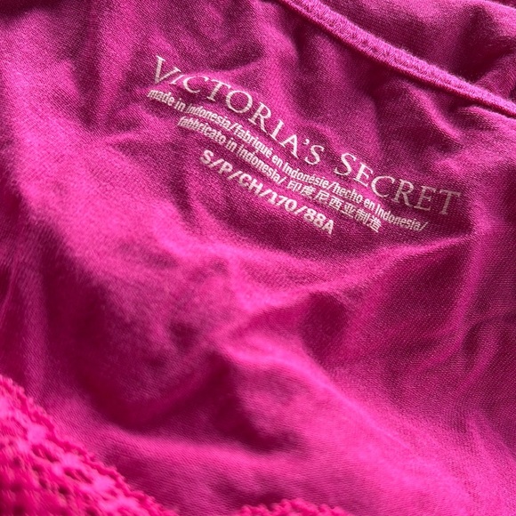 Victoria's Secret Pink night dress with Spaghetti Straps lace detail - open back - Picture 14 of 14